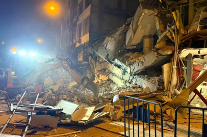 Kontrollü yıkımda çöken binada canlı izine rastlanmadı