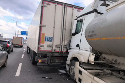 Bursa'da korkutan kaza: TIR'a çarpan tankerin sürücüsü yaralandı