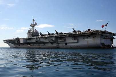 İsveç'te konuşlu Fransız uçak gemisi yakınlarında Rusya'ya ait İHA tespit edildiği iddiası