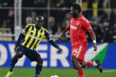 Nottingham Forest - Fenerbahçe - CANLI SKOR