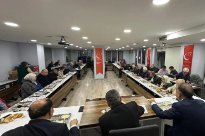 Saadet Partisi Bursa İl Başkanlığı'ndan anlamlı iftar sofrası