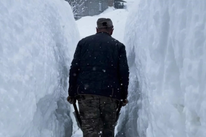 Kar kalınlığı insan boyunu geçti