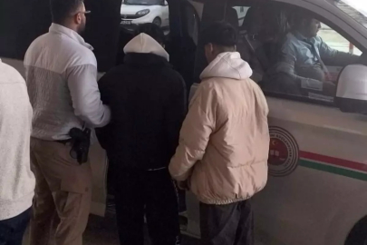 Uyuşturucu tacirleri kıskıvrak yakalandı