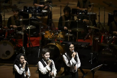 Barış Manço ve Cem Karaca'nın eserleri CSO Ada Ankara'da seslendirildi