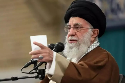 İran medyası: Hamaney'in gelini ve damadı hayatını kaybetti