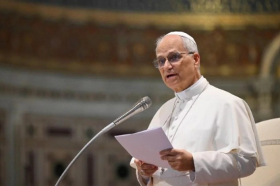 Papa'dan İran mesajı