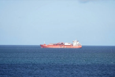 Hürmüz Boğazı'nda trafik durdu: Petrol fiyatları yükseldi