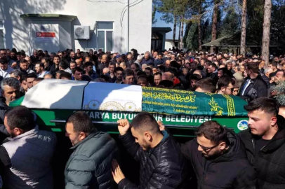 İftar vakti kazada hayatını kaybeden genç son yolculuğuna uğurlandı