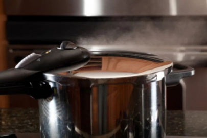 İftar vaktinde 'düdüklü tencere' faciası: Bomba gibi patladı!