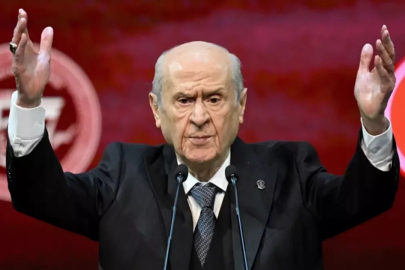 Hameney'in öldürülmesine ilk tepki! Kürsüden ağzına geleni söyledi