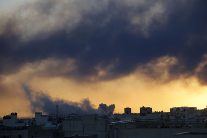İran'da Uzmanlar Meclisi'nin binası vuruldu