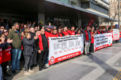Karşıyaka Belediyesi işçilerinden "eksik ve taksitli maaş" eylemi
