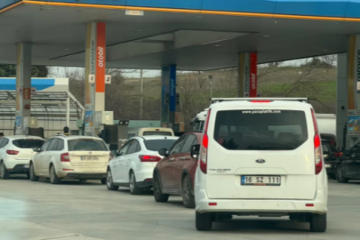 Orta Doğu'daki gerilim Brent'i uçurdu! Bursa'da akaryakıt istasyonlarında uzun kuyruklar oluştu...