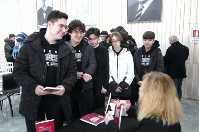 Osmangazi Belediyesi Sevilen Yazarları Okurlarıyla Buluşturuyor