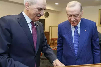 TBMM Başkanı Kurtulmuş, Erdoğan'a, Sırrı Süreyya Önder'le çekilen fotoğrafını takdim etti