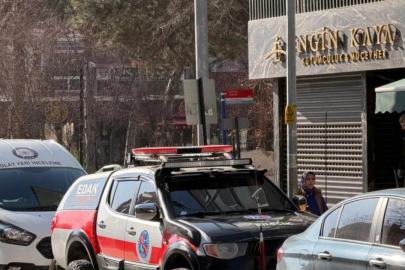 30 saniyelik soygunun izleri Bursa'ya ulaştı! Polis şüphelileri arıyor...