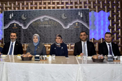 AK Parti Genel Merkez Kadın Kolları Başkanı Ercan, Kırıkkale'de iftar programında konuştu Açıklaması