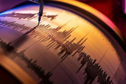 Antalya'da korkutan deprem