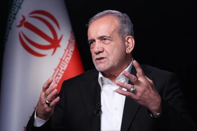 Pezeşkiyan: Komşularımızın egemenliğine saygı duyuyoruz