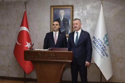 Sanayi ve Teknoloji Bakanı Kacır AK Parti Kocaeli İl Başkanlığında konuştu Açıklaması