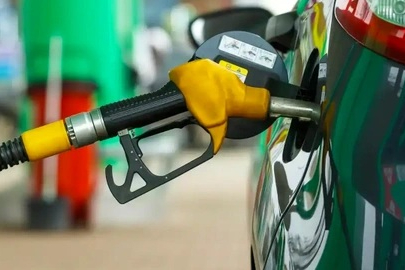 Akaryakıt fiyatlarında eşel mobil sistemi devreye girdi