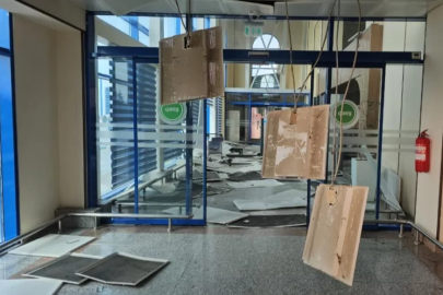 Azerbaycan, İran'a yakın hava sahasını kapattı