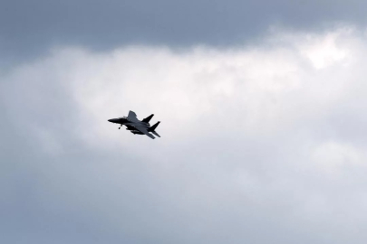 İran, Basra'da ABD savaş uçağını düşürdü!