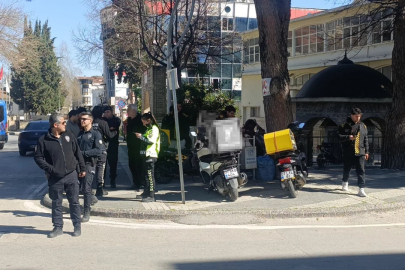 Otomobille çarpışan motosikletli yaralandı