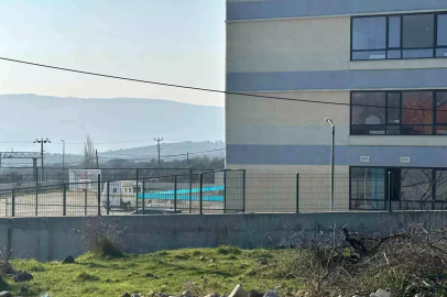 Çanakkale'de lise öğrencisi okulun 3. katından atlayarak hayatını kaybetti