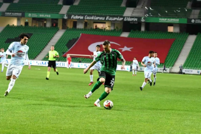 Trendyol 1. Lig: Sakaryaspor: 4 Adana Demirspor: 0