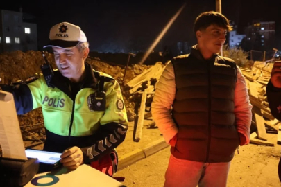 Adana'da kasksız yakalanan motosikletliden polise sıra dışı teklif