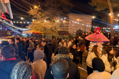 Bursa'da Ramazan'ın sahur geleneği her yıl aynı meydanda yaşatılıyor!