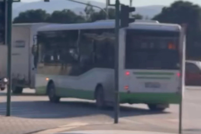 Bursa'da özel halk otobüsü ters şeride girdi
