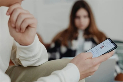 Dijital ekran bağımlılığı çocuklarda kabızlığın en önemli nedenlerinden