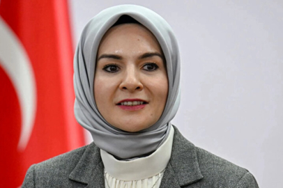 Kadın; hayatın özü, ailenin temeli, toplumun gücüdür.