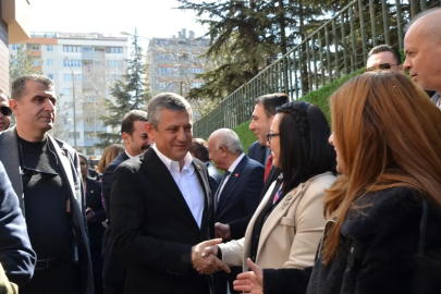 Özgür Özel: İktidarımızda esnafın da emeklinin de yüzü gülecek