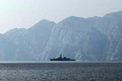 Fransa bölgeye yeni savaş gemileri gönderiyor, Hürmüz için operasyon masada