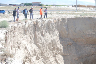 Karapınar alarm veriyor: Yüzlerce obrukla dünya literatürüne girdi
