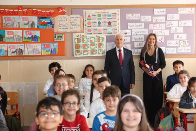 Arkadaşlarına söz verdi, Başkan Bozbey’i sınıfa getirdi