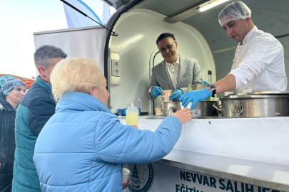 İzmir'de Mesleki ve Teknik Anadolu Lisesi Öğrencilerinden Ramazan İftarı