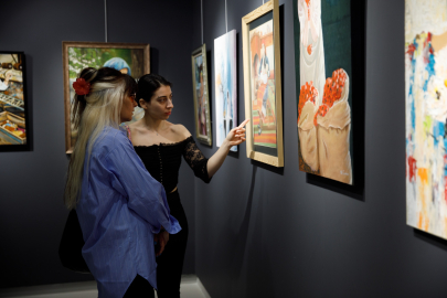 Kadınların ışığı tuvalde hayat buldu