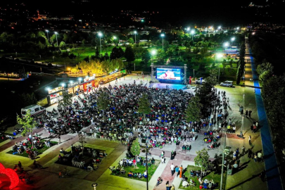 Bursa'da deplasman heyecanı kent merkezine taşındı!