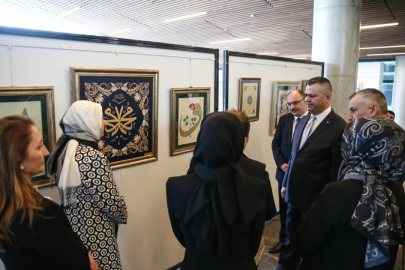 Bursa'da 'Sanatın Diliyle Değerlerimiz' sergisi açıldı