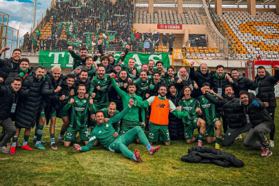 Bursaspor'da şampiyonluk yürüyüşü! Puan farkını açmak için kritik virajda...