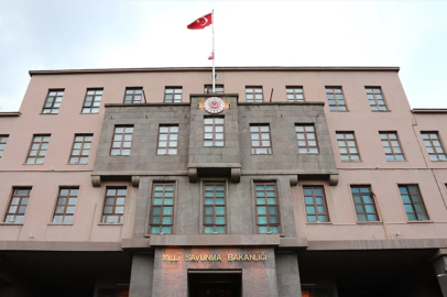 İran füzelerine karşı neden S-400 kullanılmadı? MSB açıklık getirdi