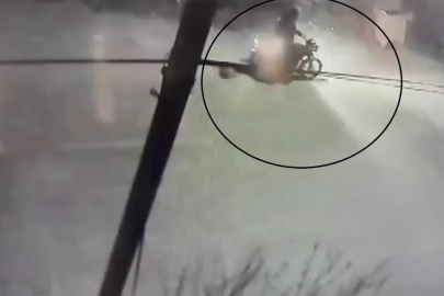 Motosikletle gelip, borçlusunun evine kurşun yağdırdı