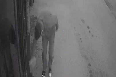 Bursa'da kundakçı eski çalışan çıktı! O anlar kamerada