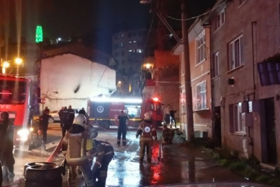 Bursa'da metruk binada korku dolu anlar!