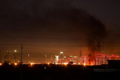 İran’dan ABD’ye uyarı: Bölgedeki tüm sanayi tesislerini boşaltın