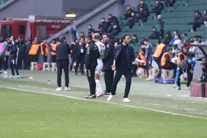 Kocaelispor Teknik Direktörü Selçuk İnan: "Bu hakem benden nefret ediyor"